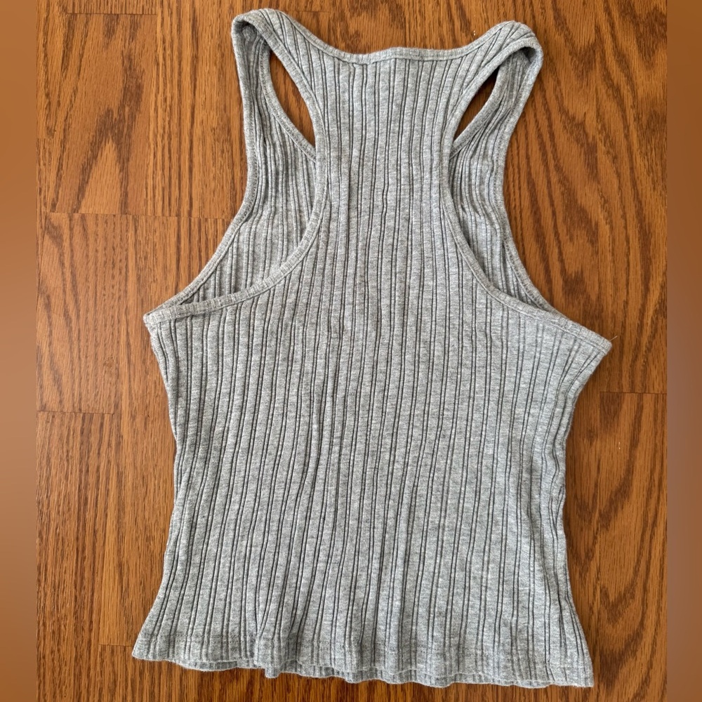 🩶 Better Be Gray Ribbed Racerback Cropped Tank Top - Large - Picture 2 of 6